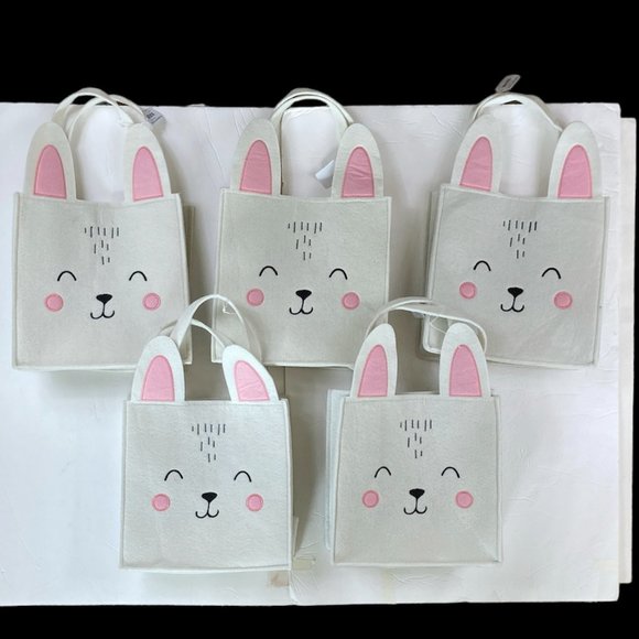 Paper Source Bunny Felt CRAFT Tote Bag, 10"x10" White/Pink Bunny Party Gift Bag - Picture 2 of 16